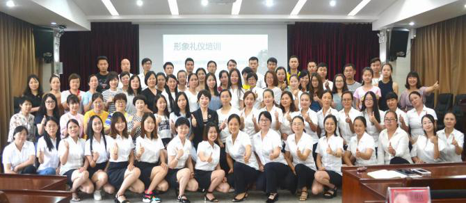 企業(yè)高管形象定制——尹航
