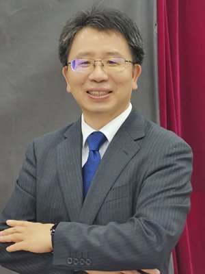賀燦飛